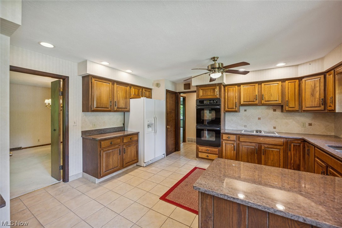 3161 Lander Road