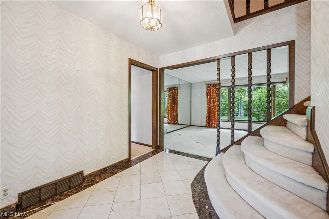 3161 Lander Road