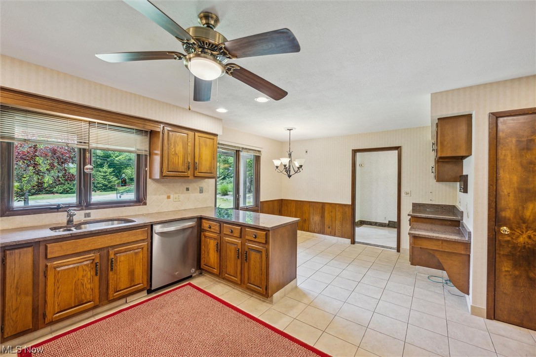 3161 Lander Road
