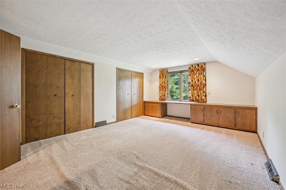 3161 Lander Road
