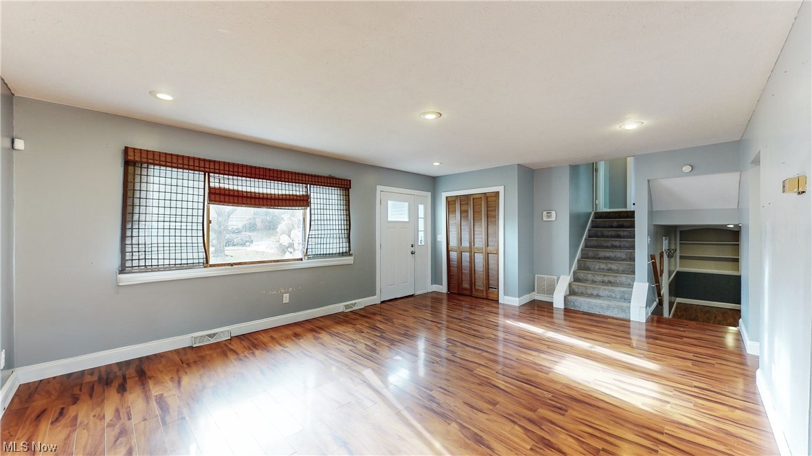 5510 Hollywood Drive