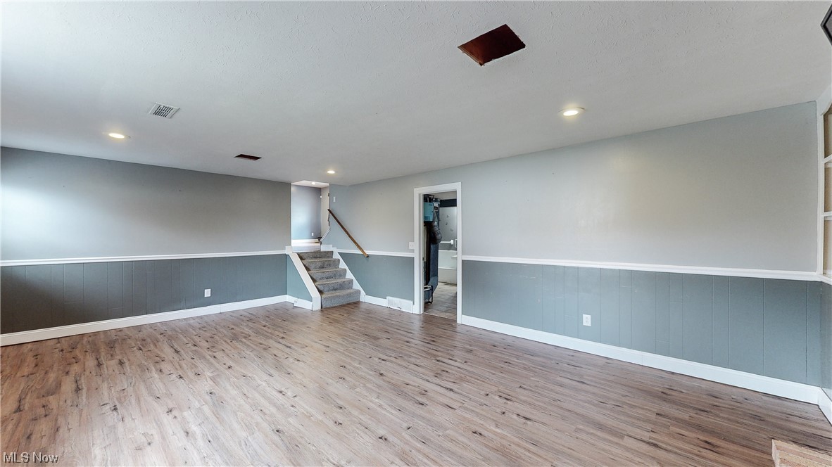 5510 Hollywood Drive