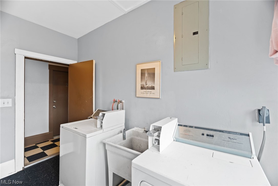2394 W 3rd
