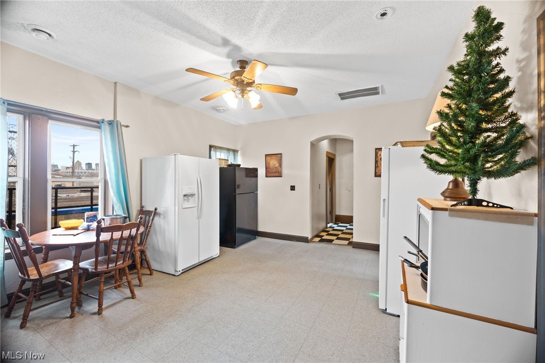 2394 W 3rd