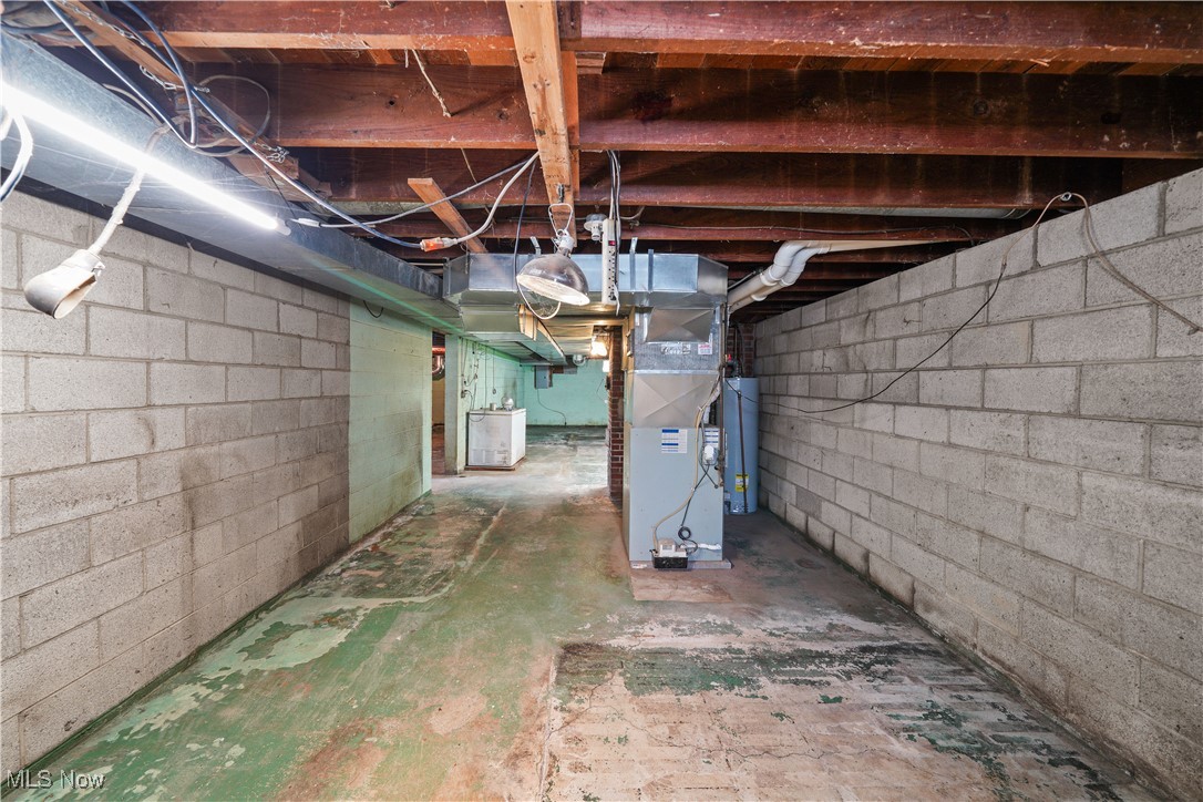1081 E Garfield Road