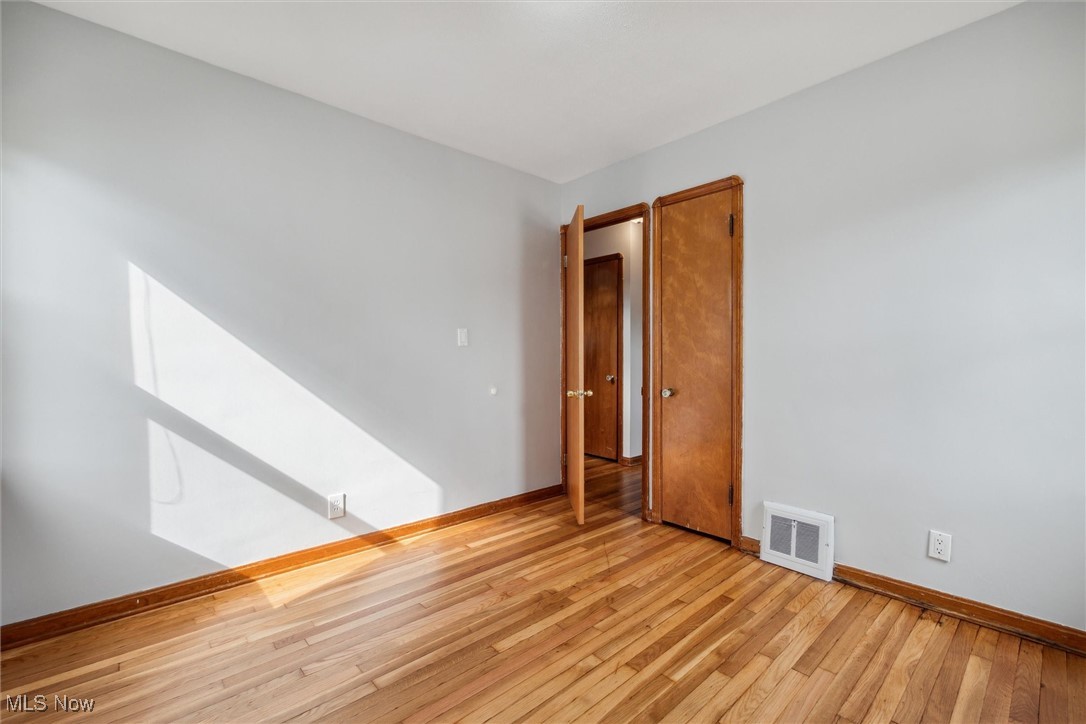 6107 Orchard Avenue