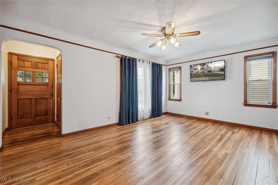 6107 Orchard Avenue