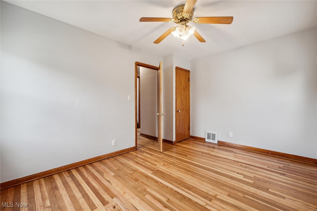 6107 Orchard Avenue