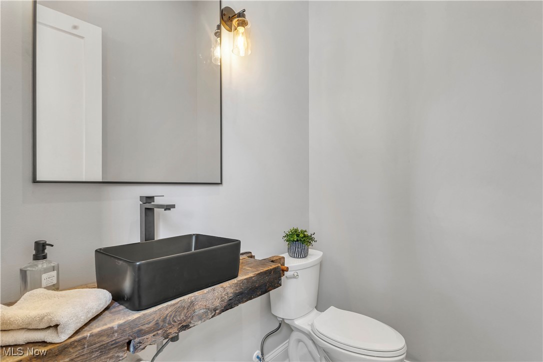 2130 W 42nd Street 2