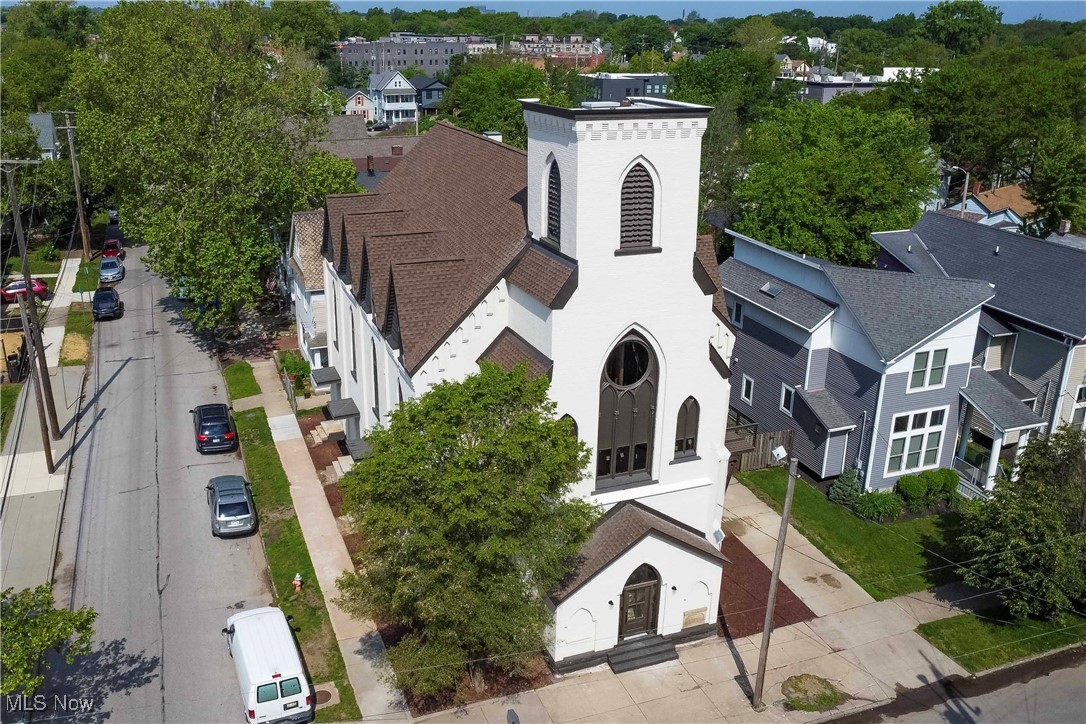 2130 W 42nd Street 2