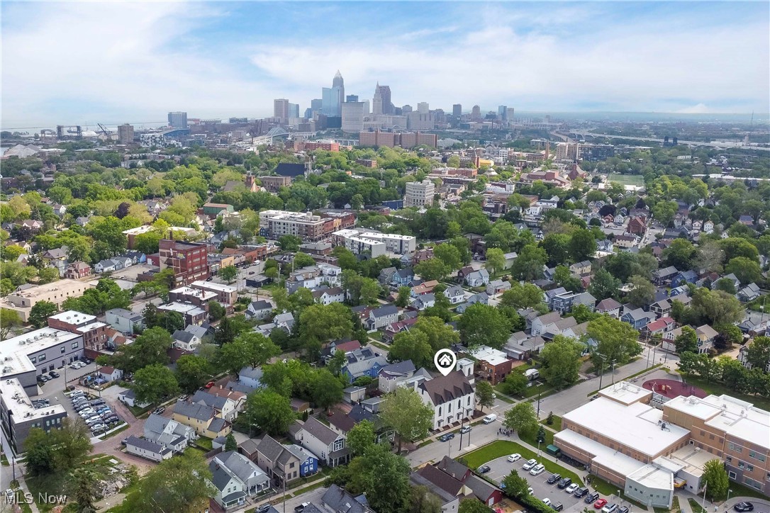 2130 W 42nd Street 2