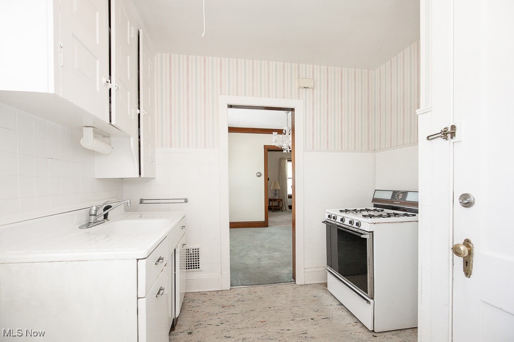 1650-48 Westwood Avenue