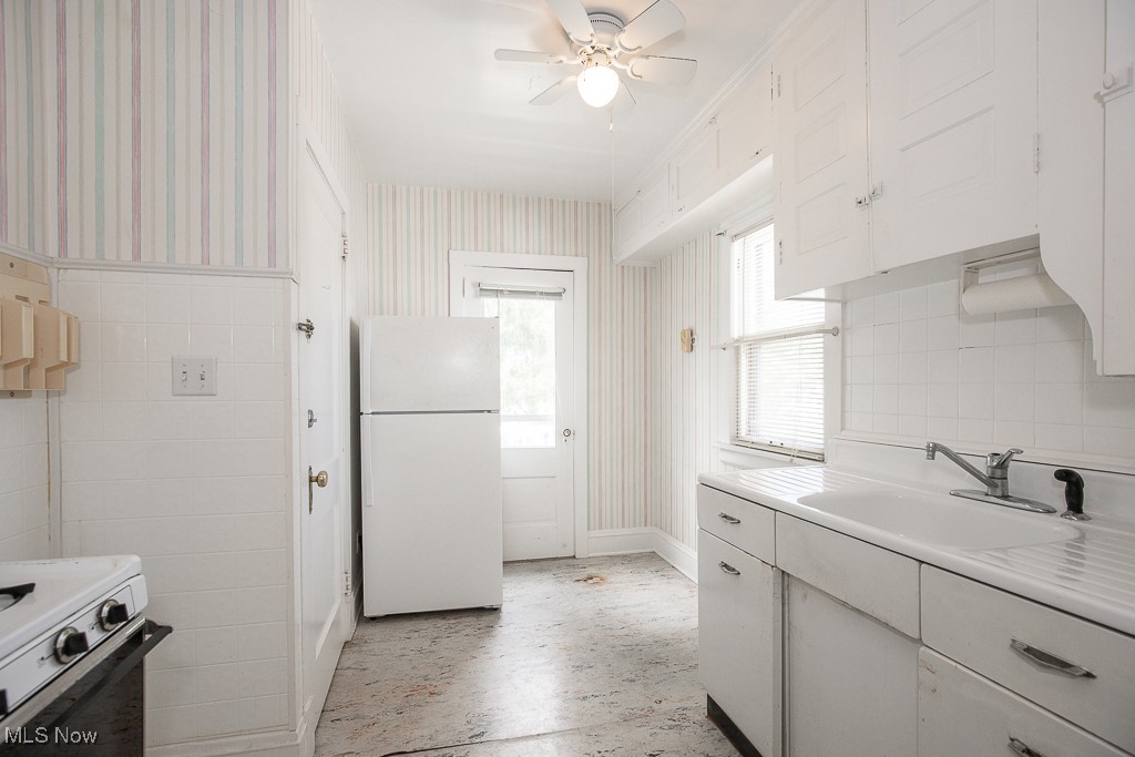 1650-48 Westwood Avenue