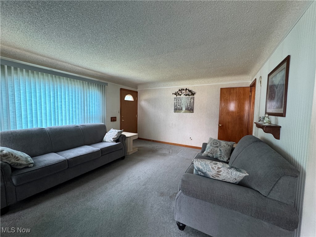 5544 Hauserman Road