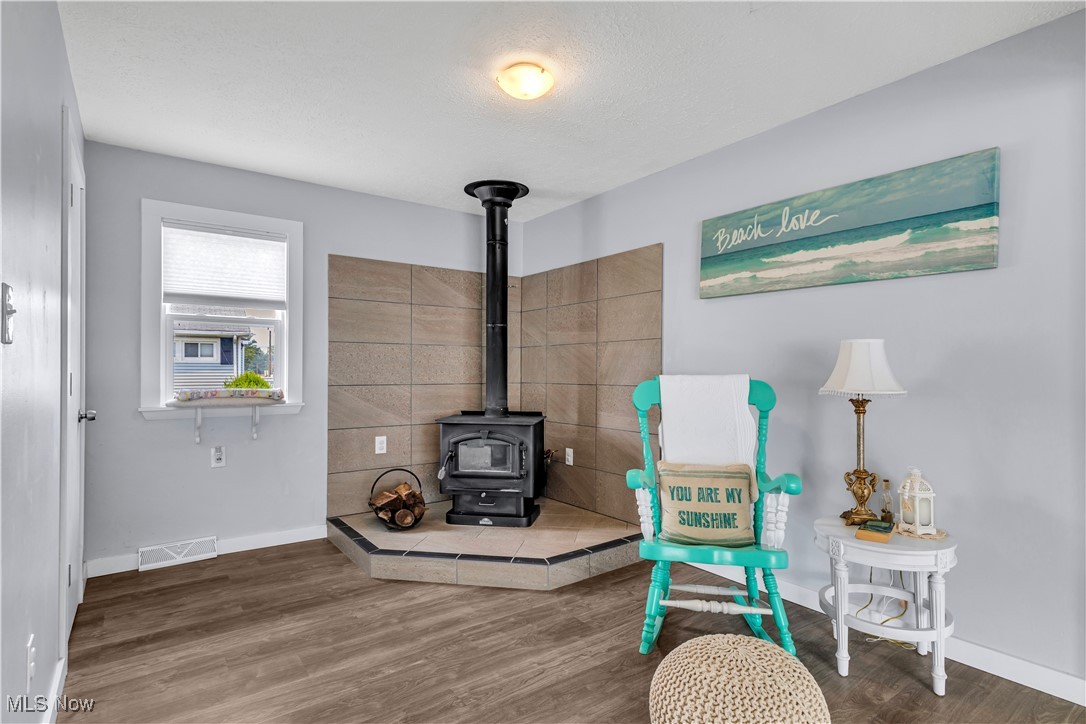 3753 Edgewater Drive