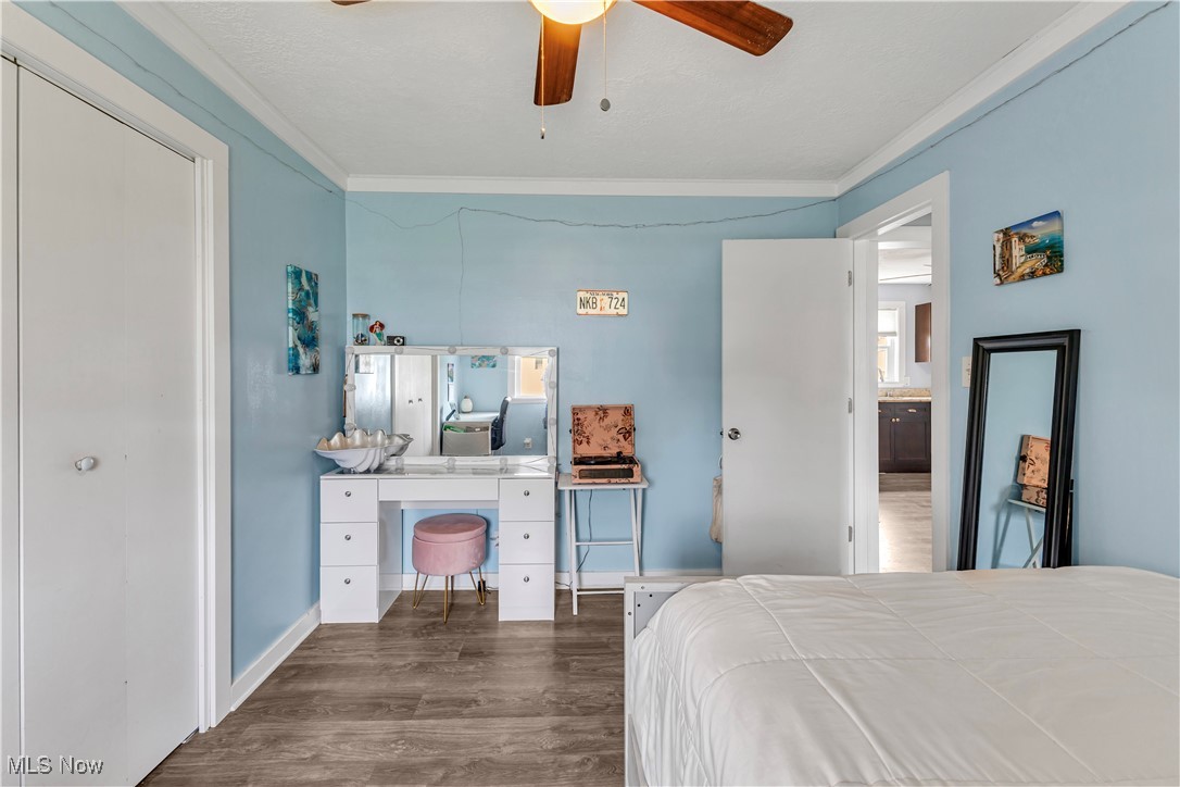 3753 Edgewater Drive