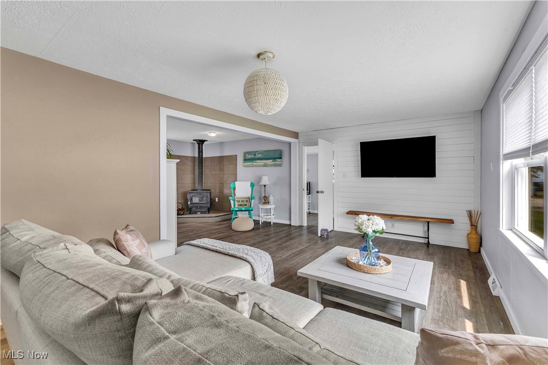 3753 Edgewater Drive