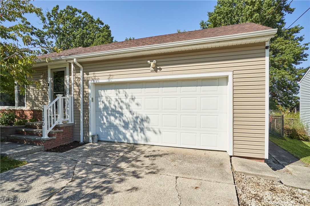 3100 W Ridgewood Drive