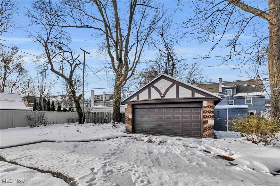 3232 Warrington Road