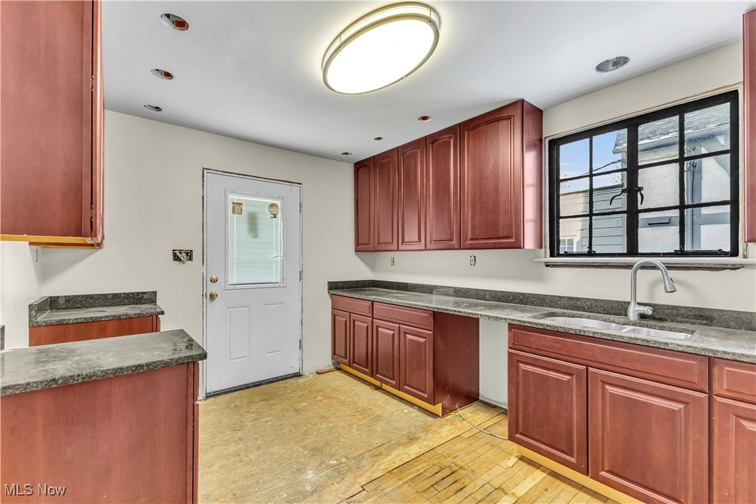 3232 Warrington Road