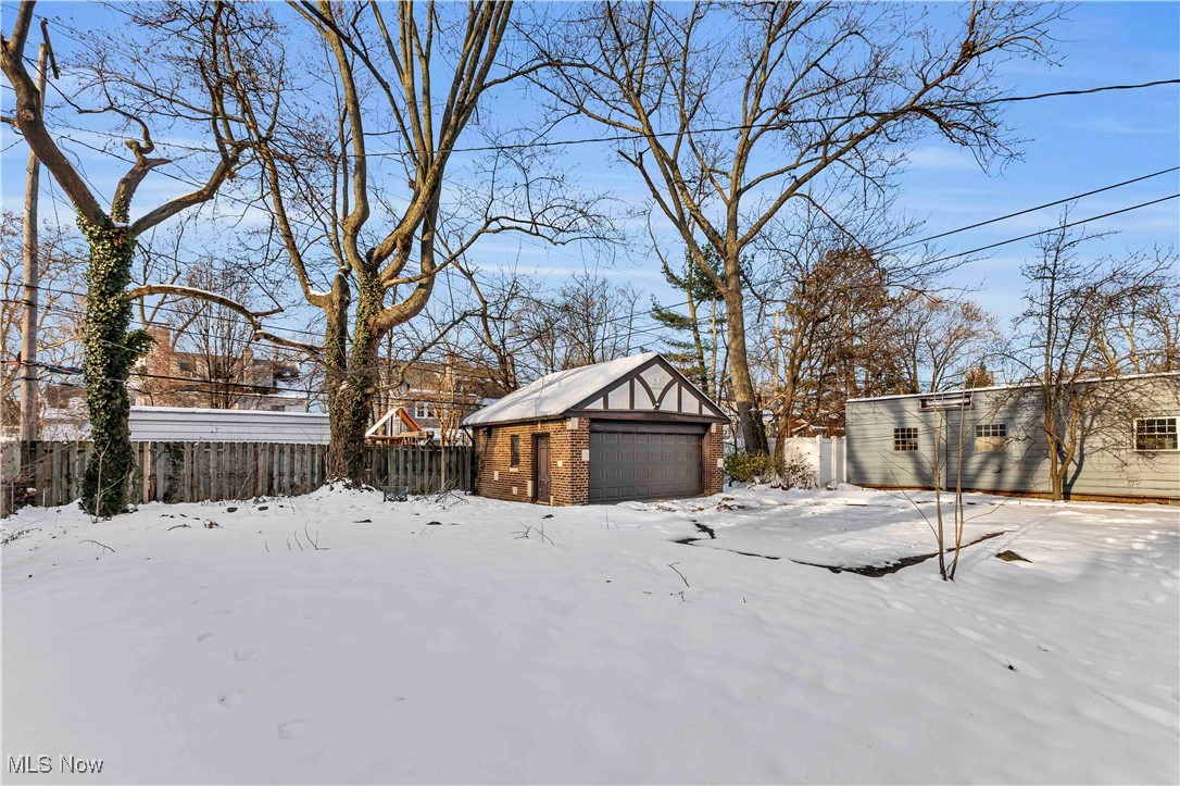 3232 Warrington Road