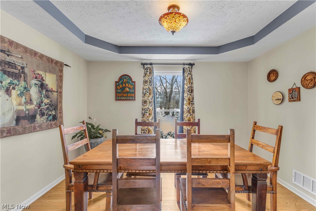 5042 Grande Boulevard