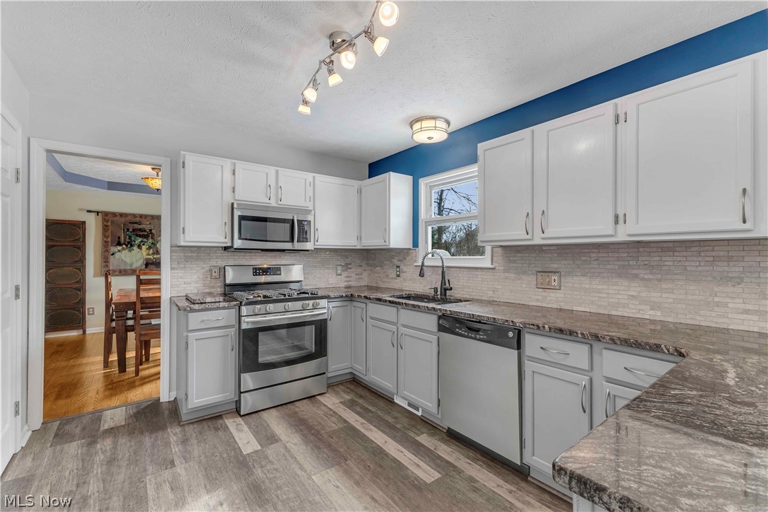 5042 Grande Boulevard