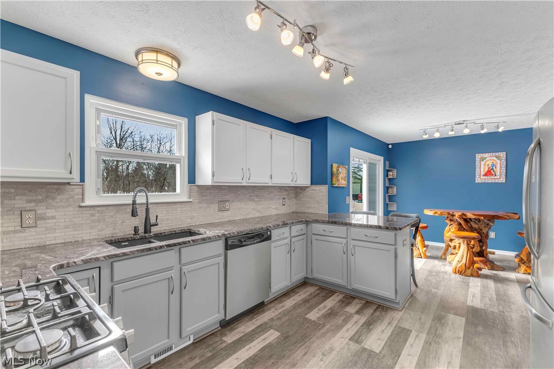 5042 Grande Boulevard