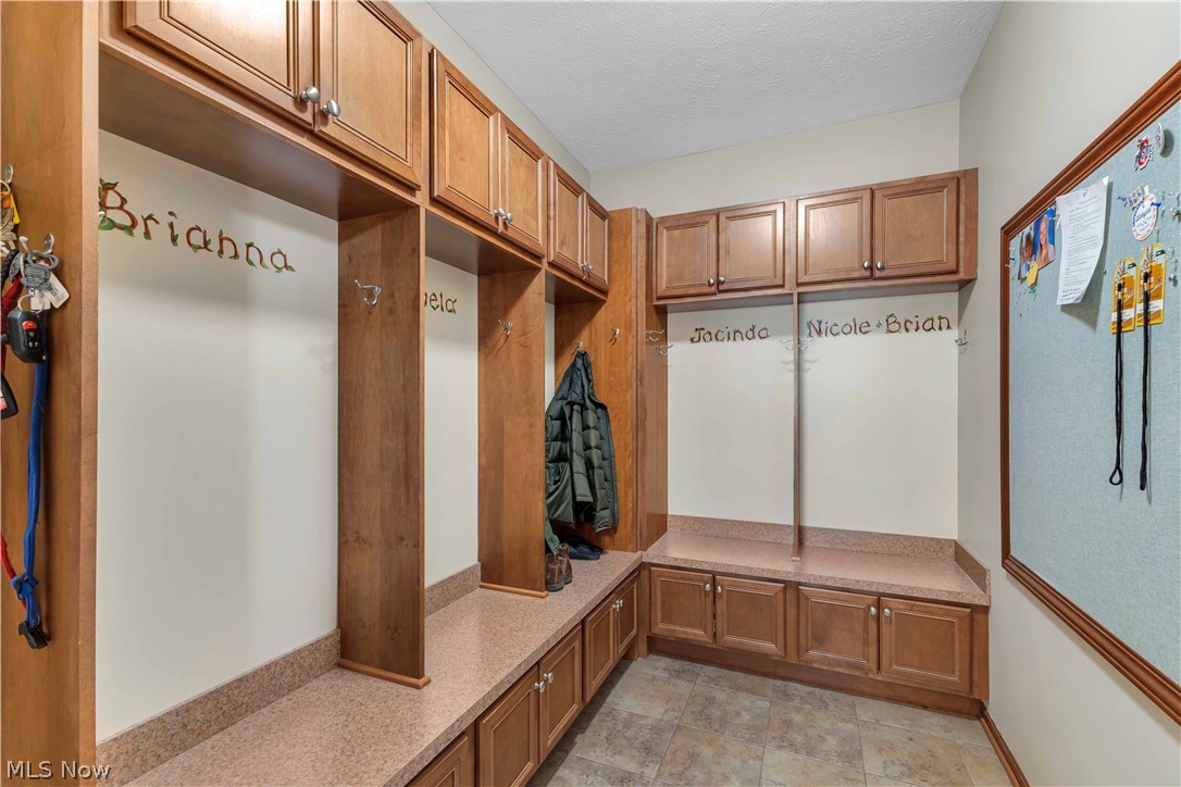 32811 Saint James Trail