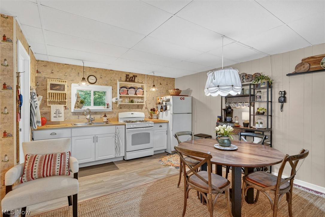 33062 Chestnut Ridge Road