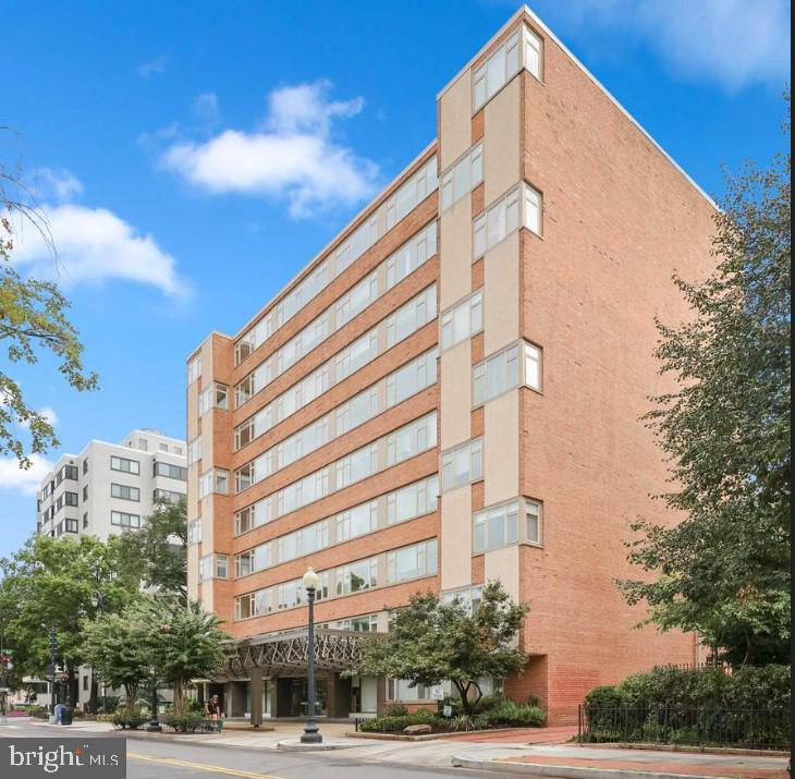 1545 18th St NW #509
