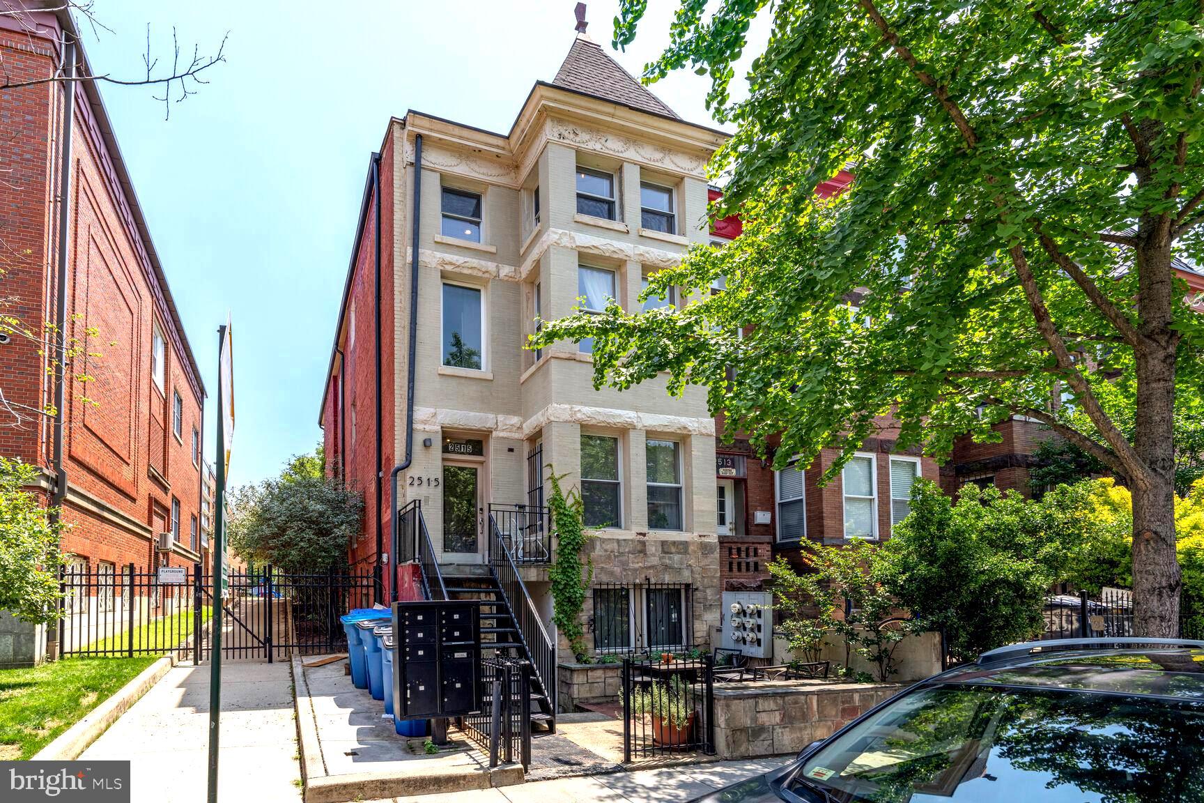 2515 17th St NW #5
