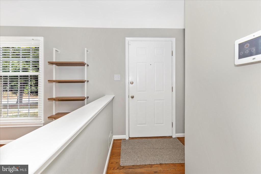 8204 RED WING COURT