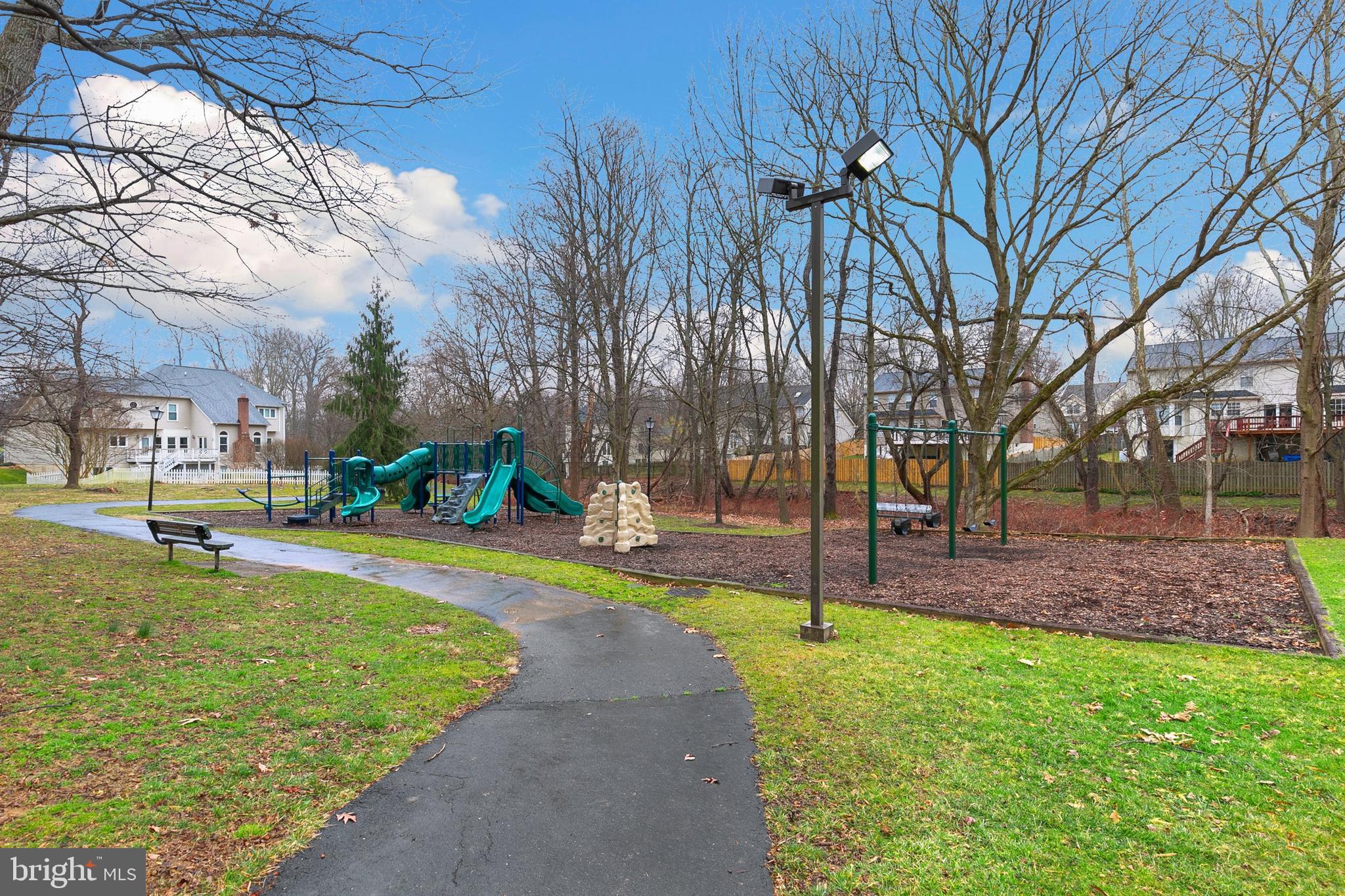 15807 Seurat Dr