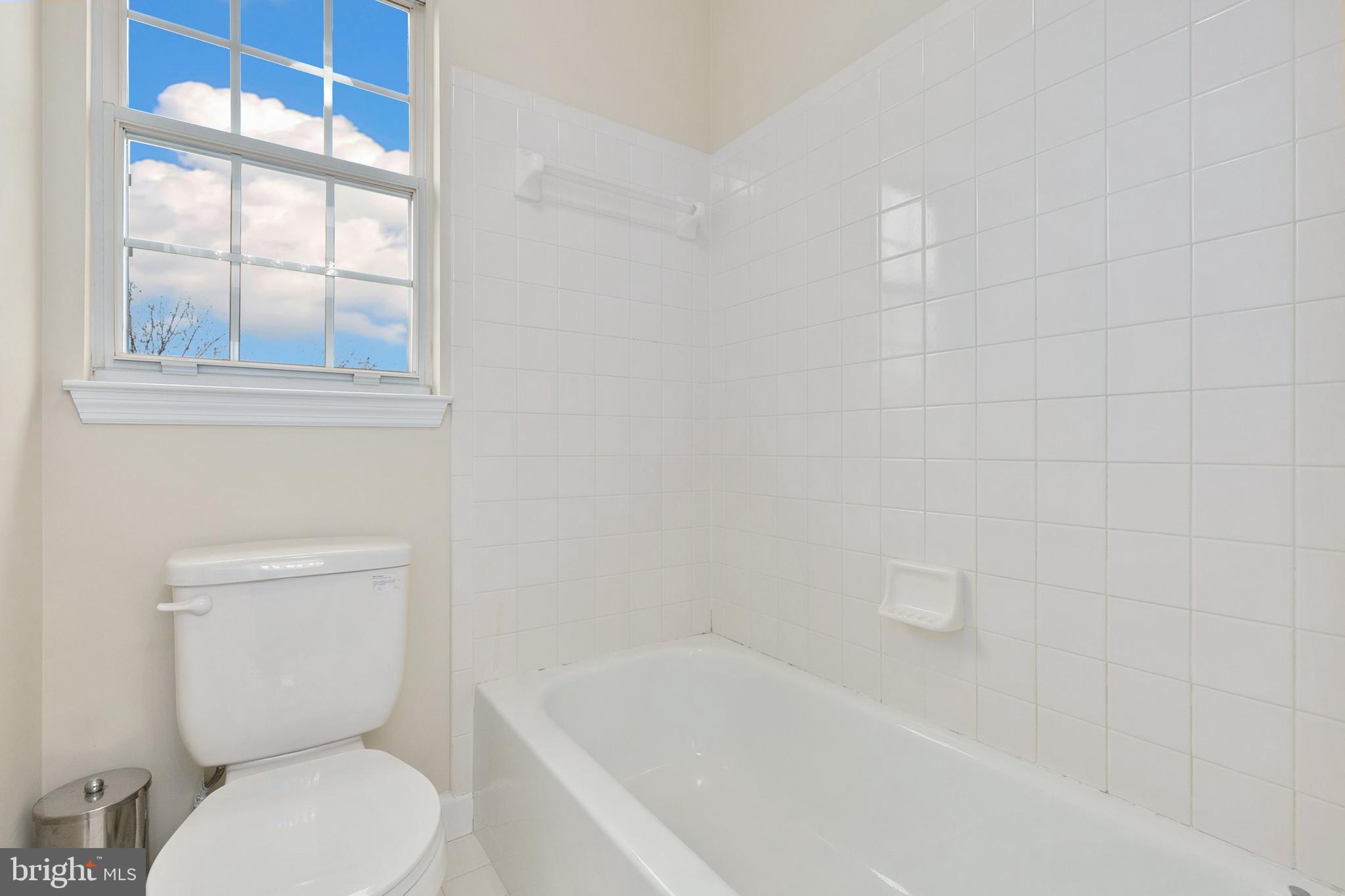 15807 Seurat Dr