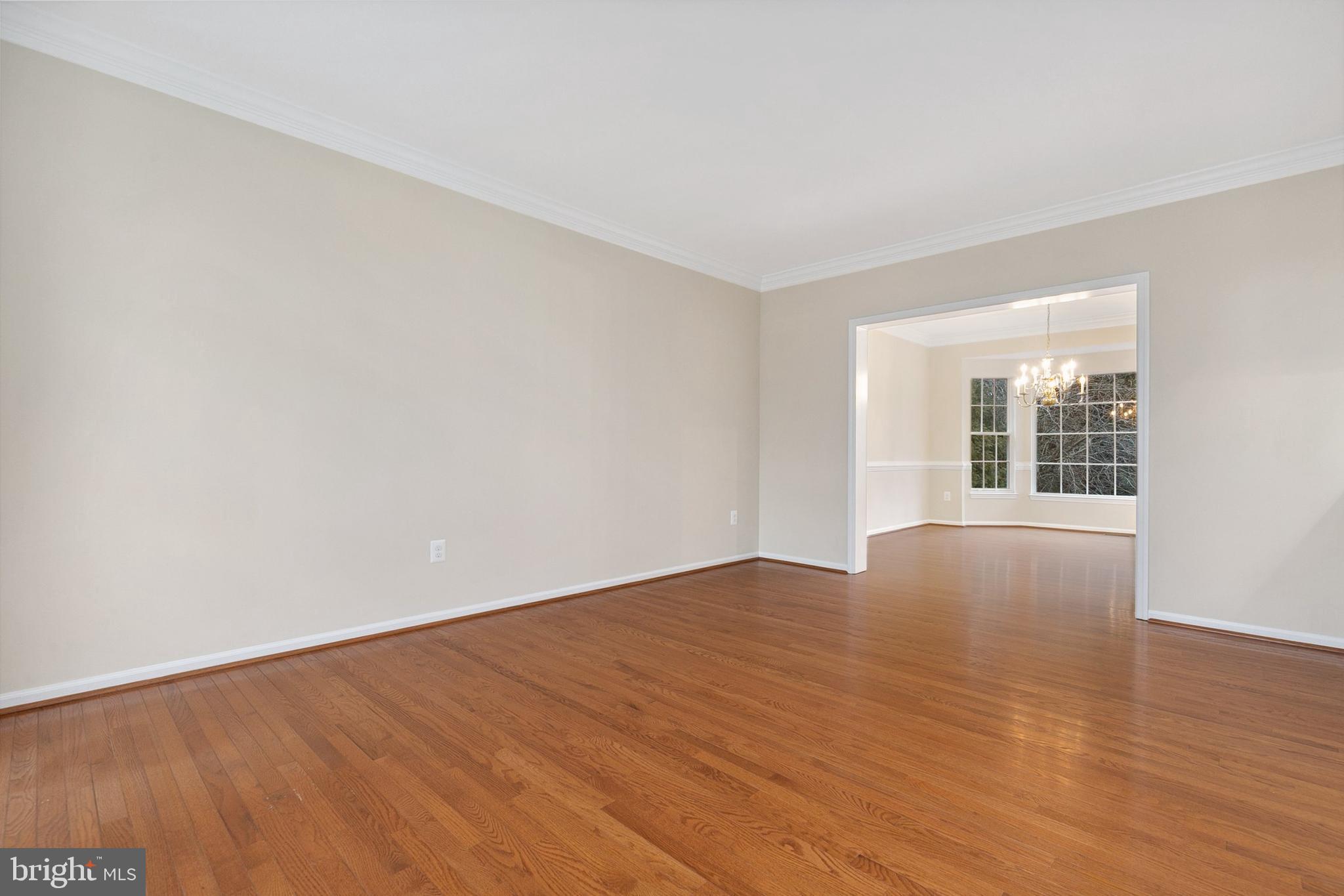 15807 Seurat Dr