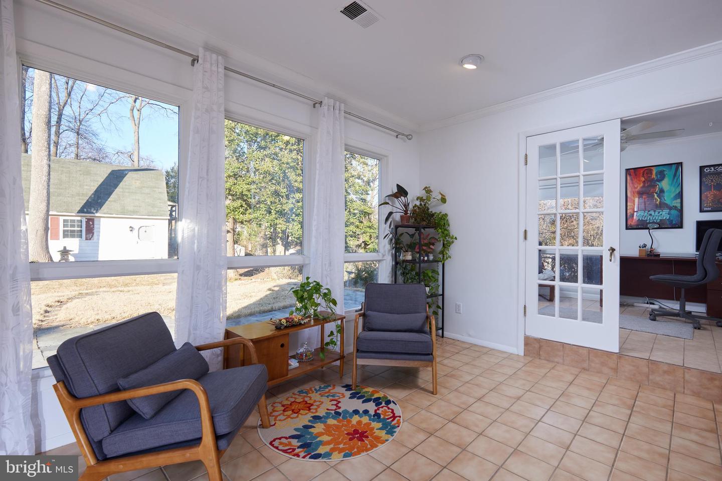 112 Tulip Dr