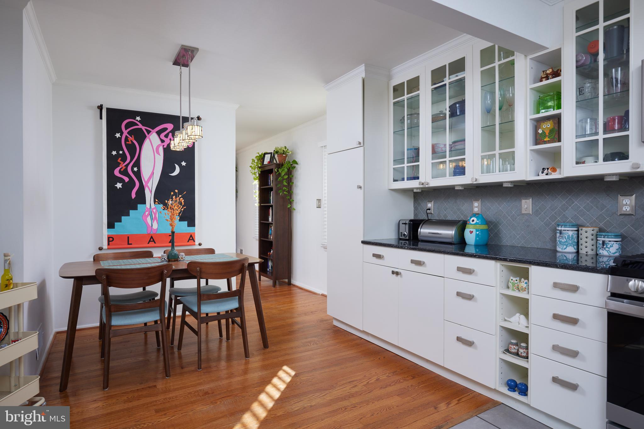 112 Tulip Dr