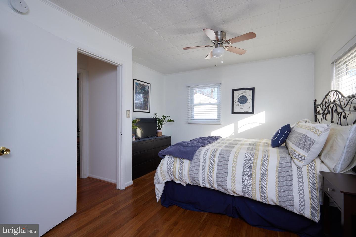 112 Tulip Dr