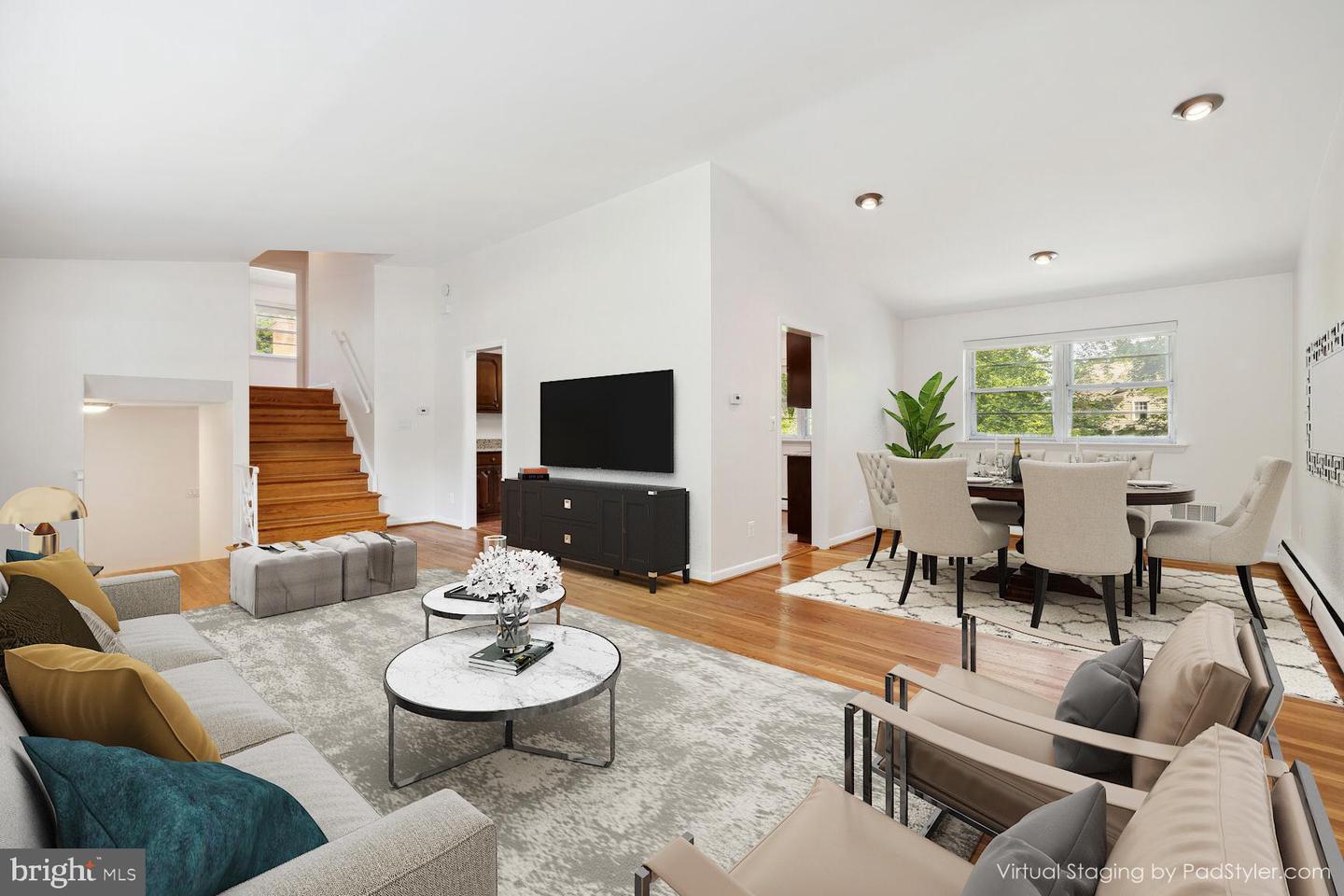 9803 INGLEMERE DR