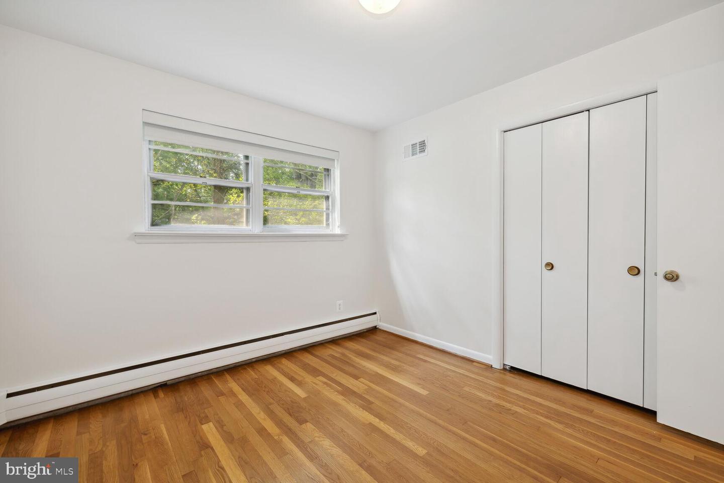 9803 INGLEMERE DR