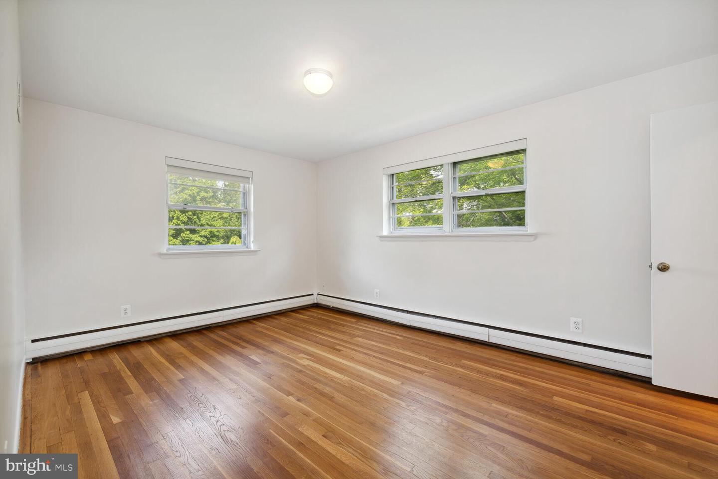 9803 INGLEMERE DR