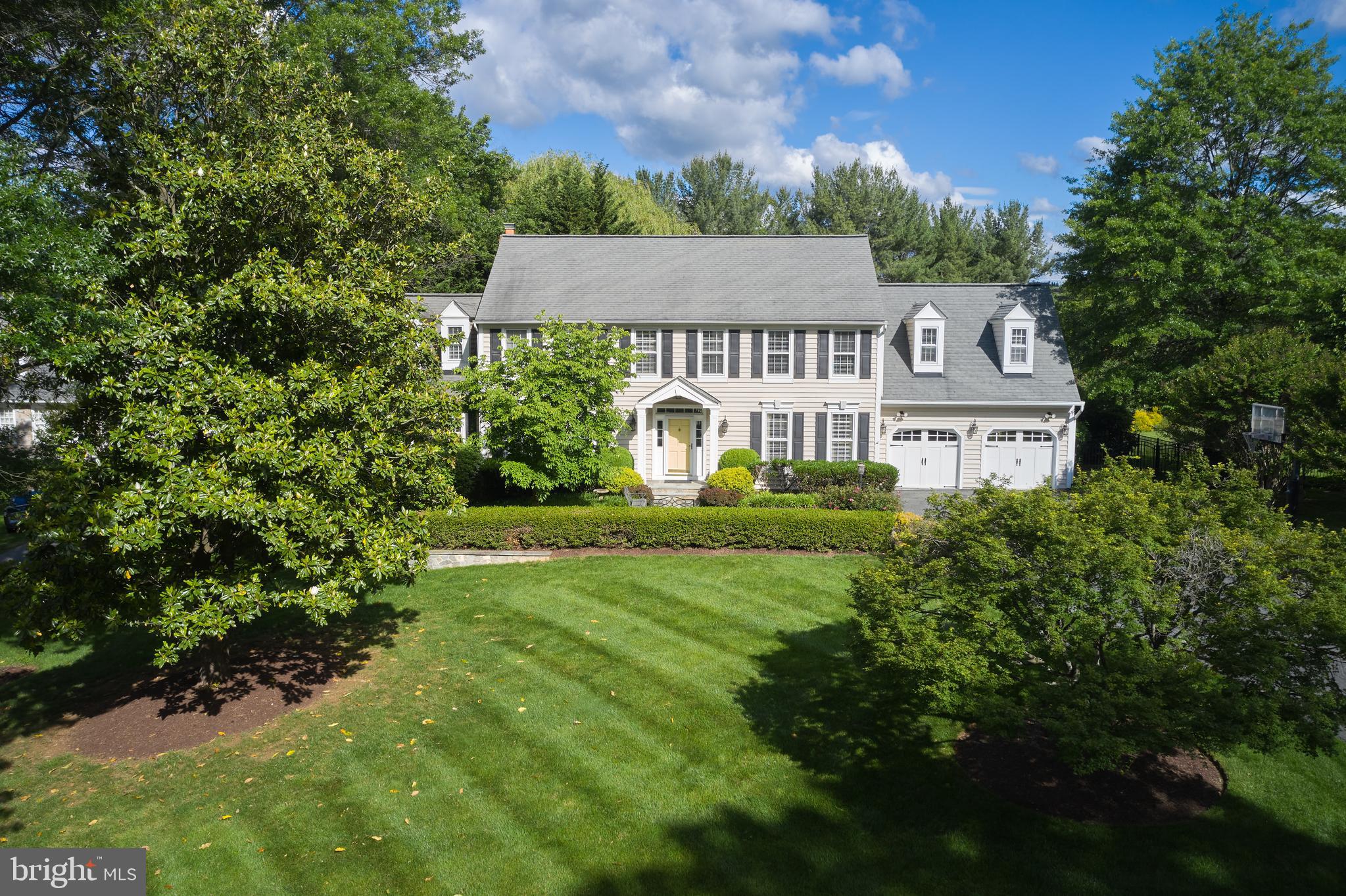 17628 Charity Ln