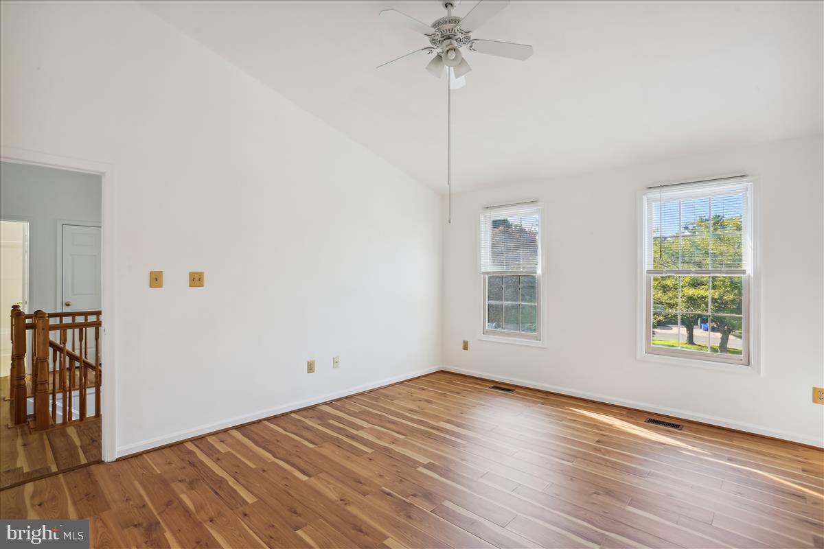 18518 GINGERBREAD LANE