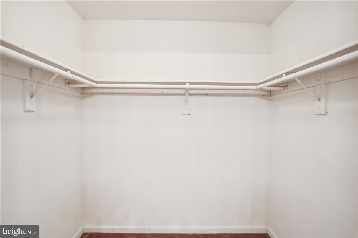 18518 GINGERBREAD LANE