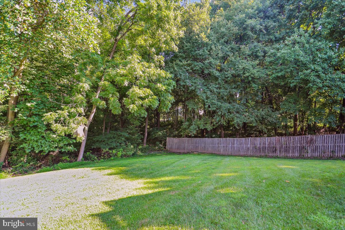 18518 GINGERBREAD LANE