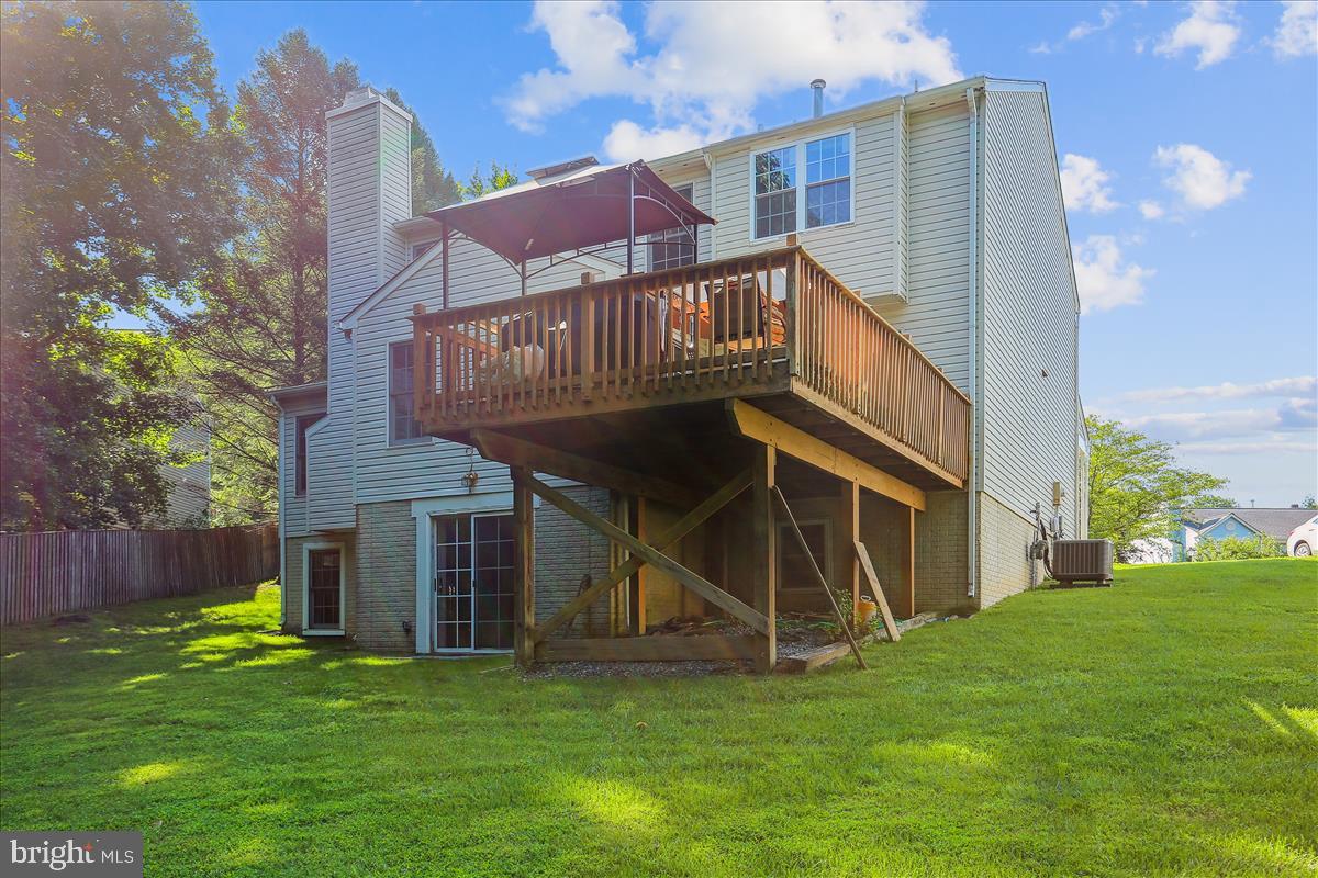 18518 GINGERBREAD LANE