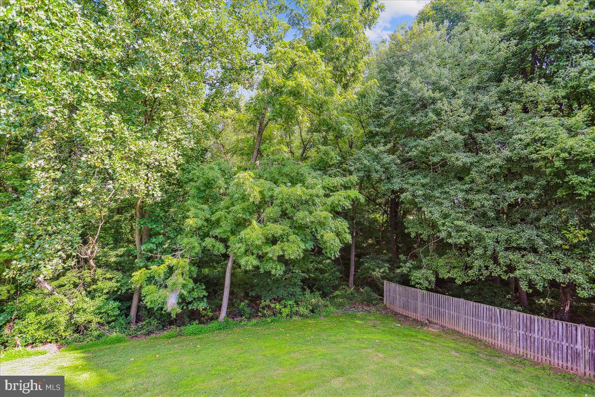 18518 GINGERBREAD LANE