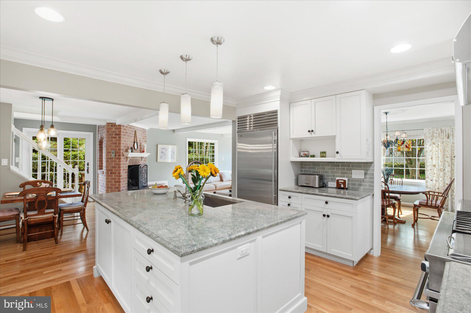132 UPSHIRE CIRCLE