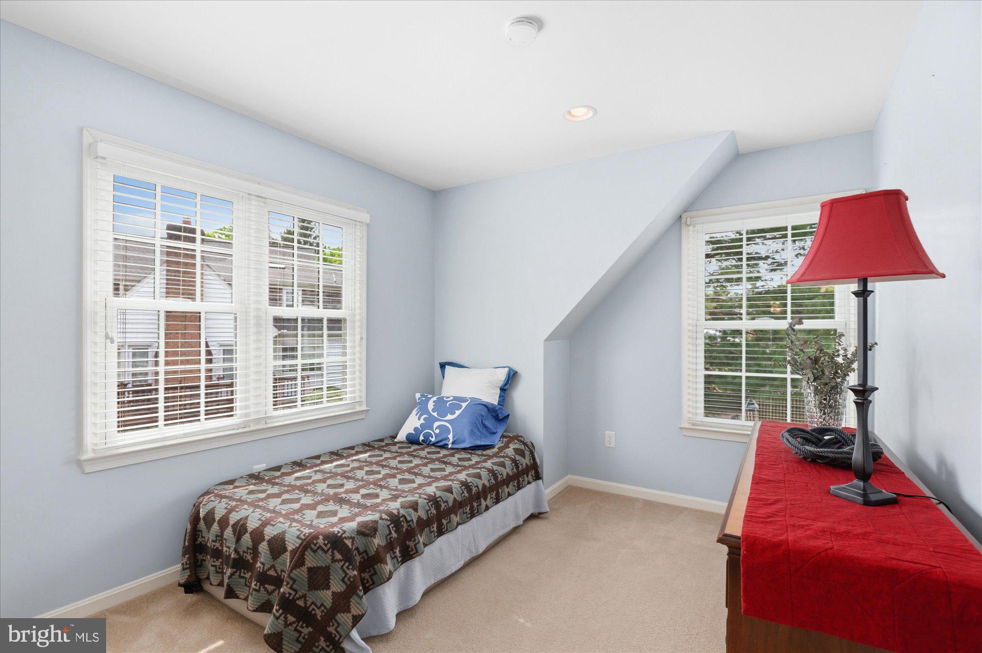 132 UPSHIRE CIRCLE